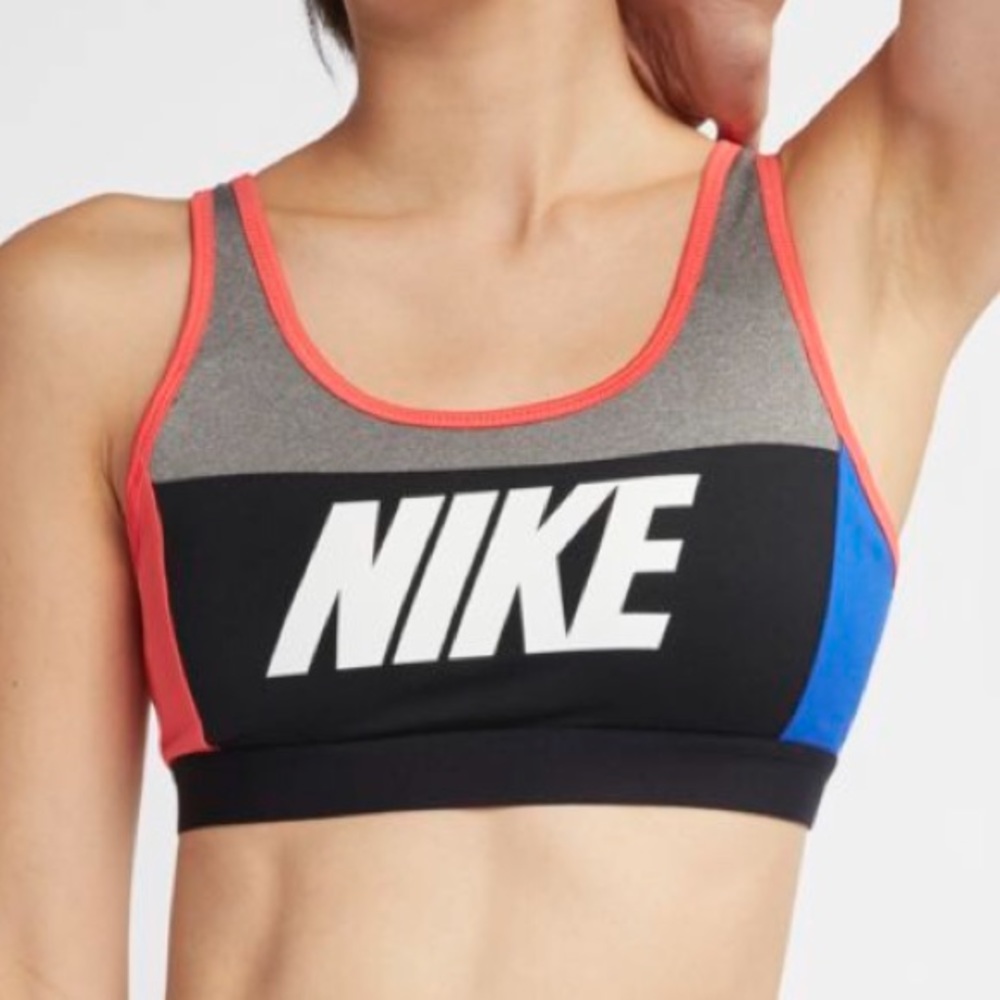 Nike Victory Sports Bra (Medium)